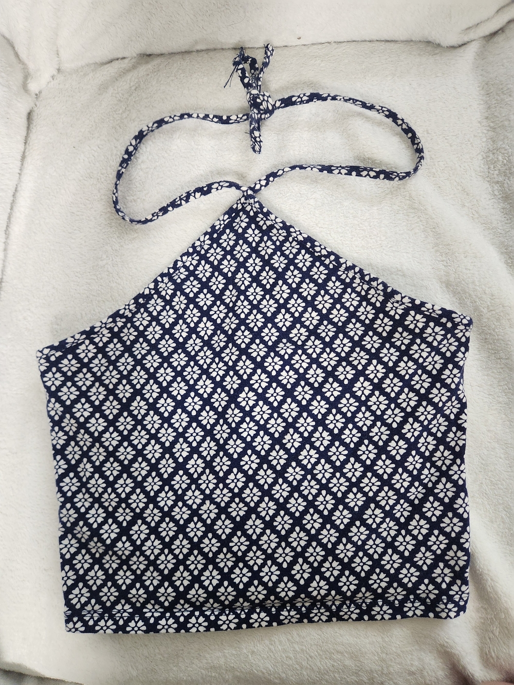 Forever 21 Tie Halter Crop Top